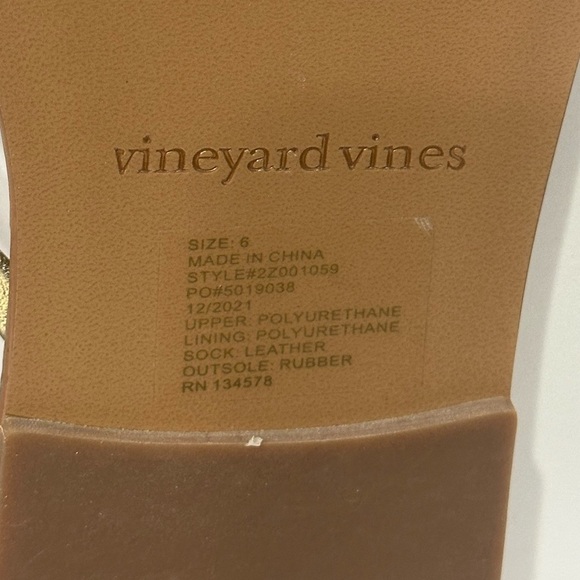 Vineyard Vines Sandals 6 Thong Gold Flip Flops Summer Beach Leather Skinny Strap - Picture 5 of 10
